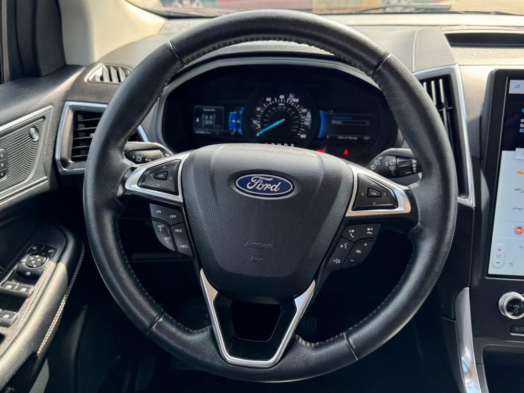 Certified 2024 Ford Edge Titanium AWD/4WD image 12