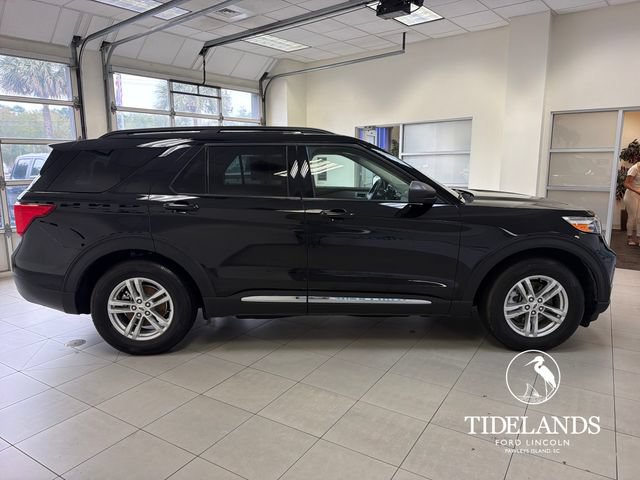 Certified 2022 Ford Explorer XLT w/ Equipment Group 202A RWD image 10