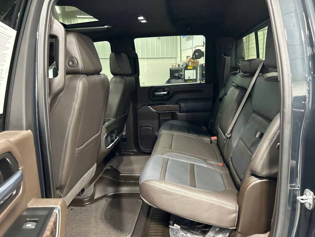 Used 2022 GMC Sierra 2500 Denali w/ Denali Ultimate Package AWD/4WD image 29