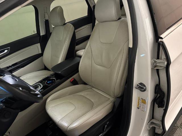 Certified 2018 Ford Edge Titanium w/ Equipment Group 302A image 18