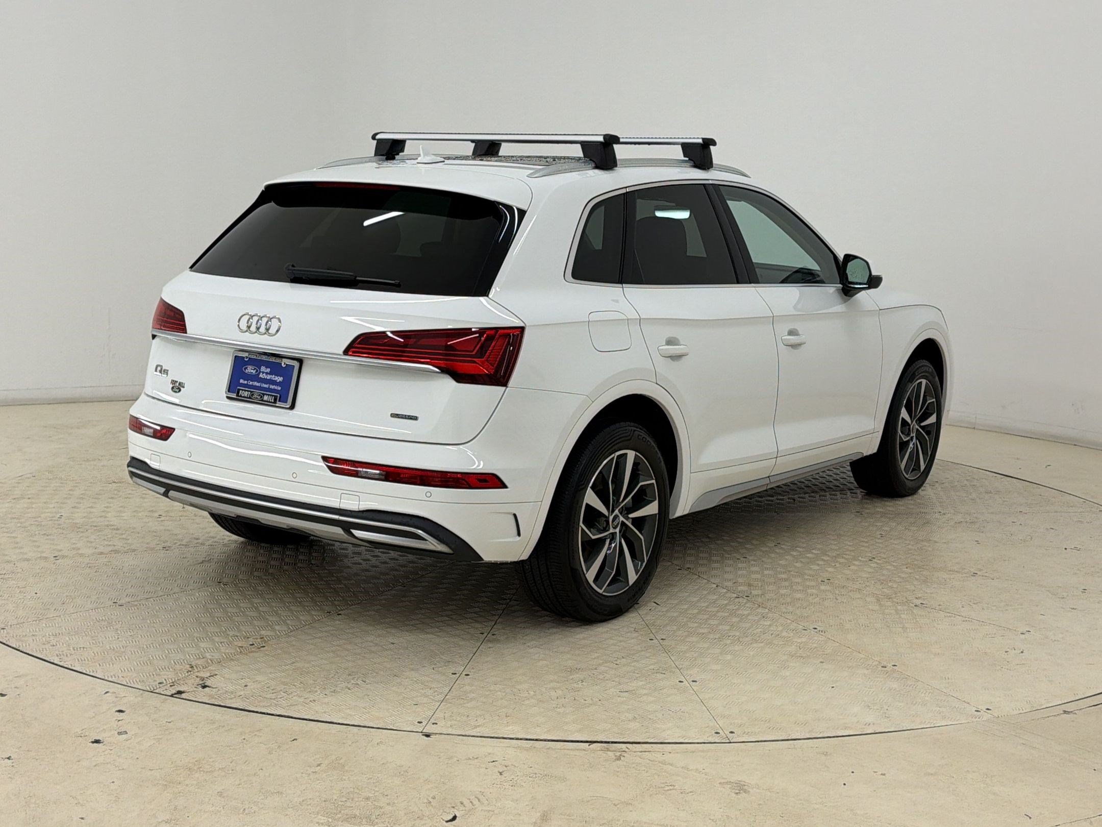 Used 2021 Audi Q5 2.0T Premium w/ Convenience Package AWD/4WD image 9