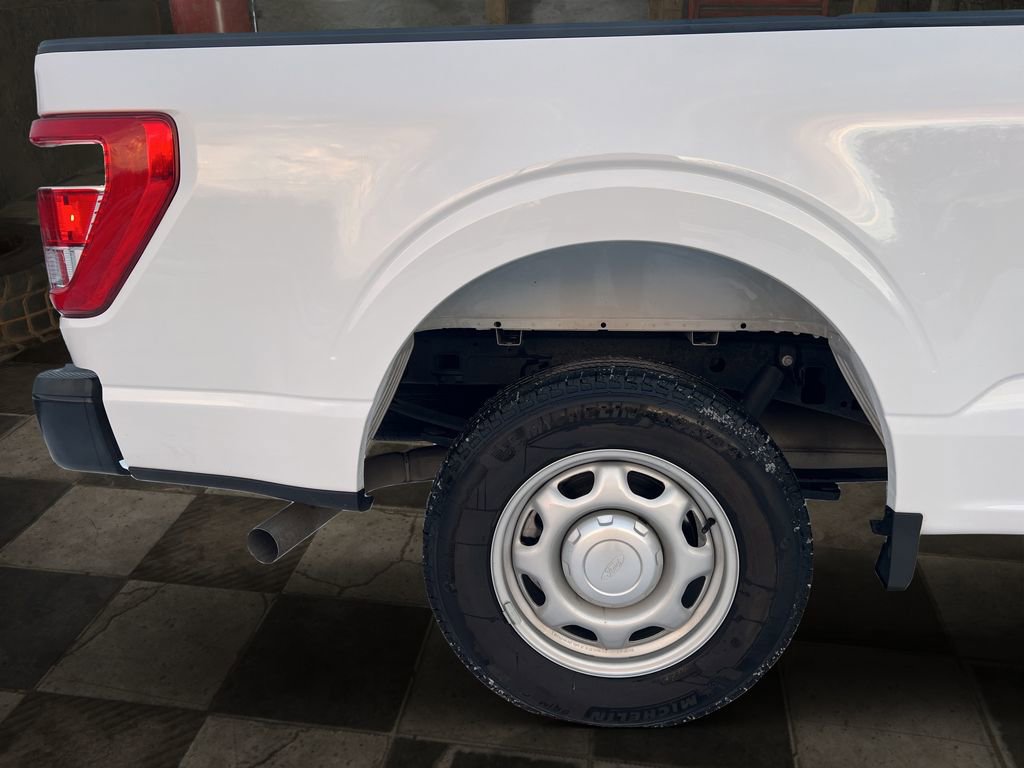 Certified 2022 Ford F150 XL w/ Equipment Group 101A High RWD image 8