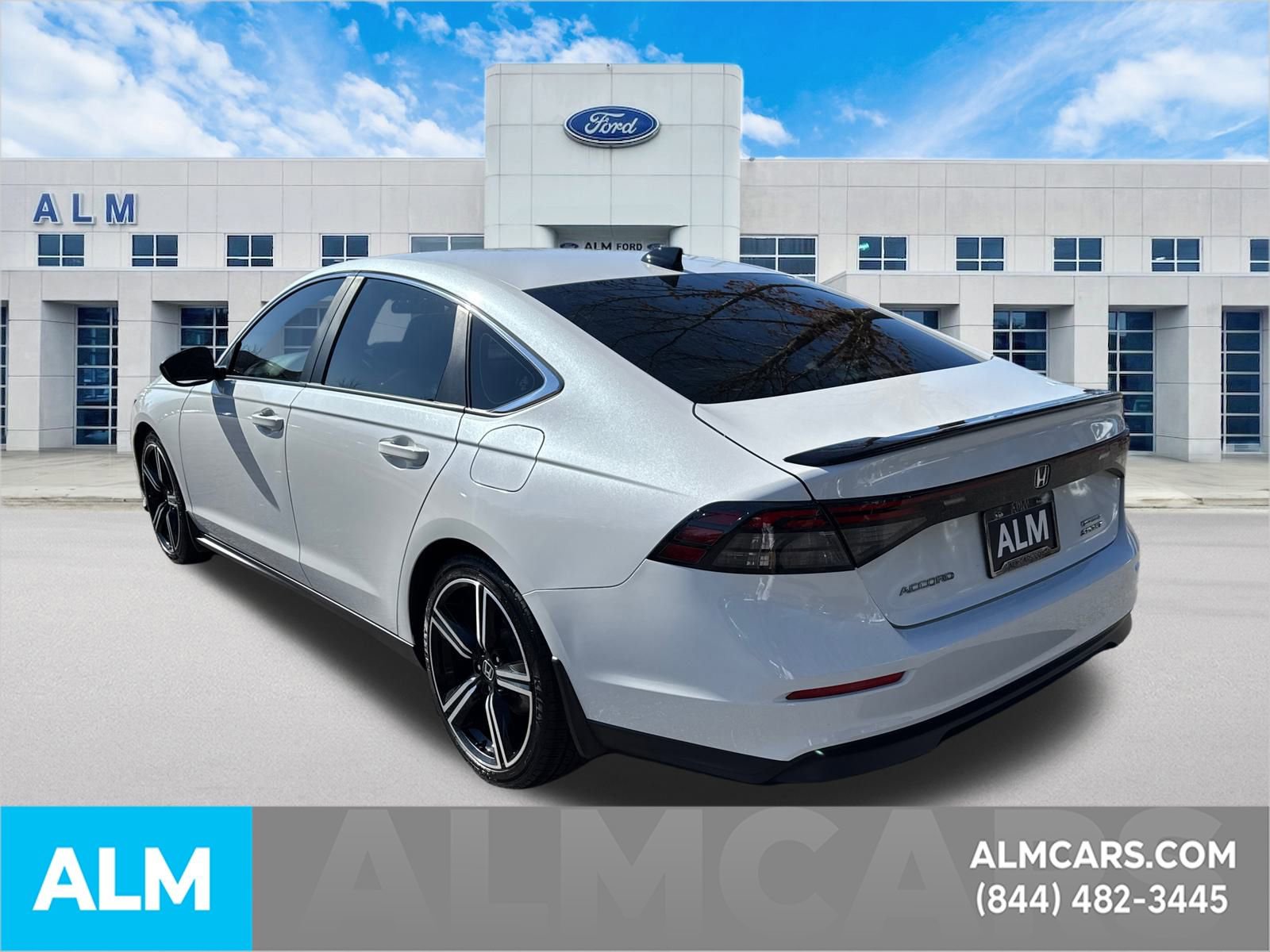 Used 2023 Honda Accord Sport image 9