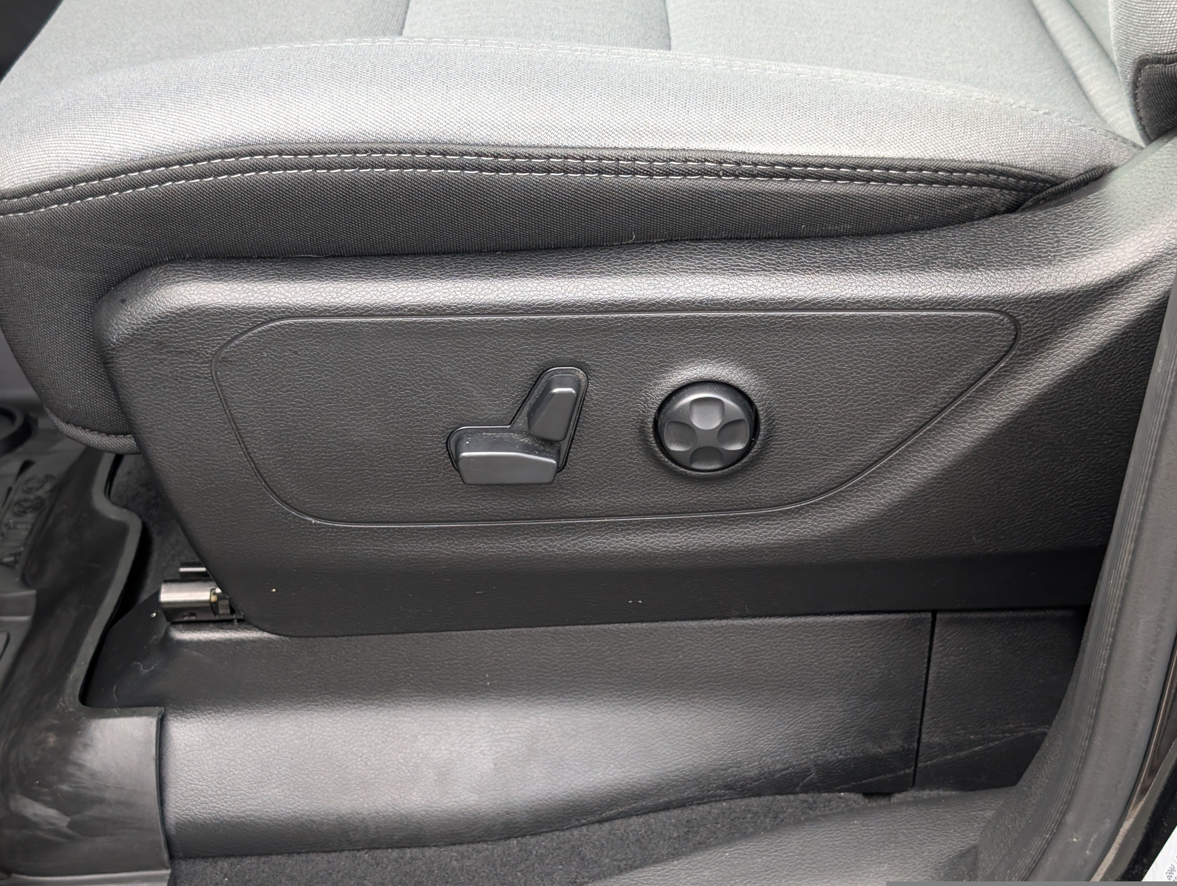 Used 2019 RAM 1500 Big Horn AWD/4WD image 22