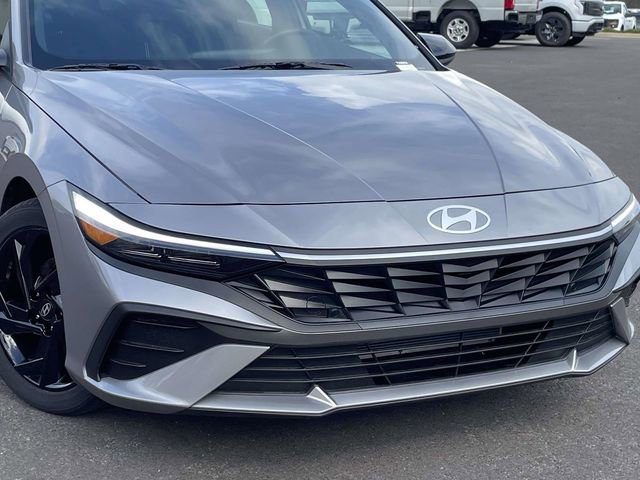 Used 2026 Hyundai Elantra Sport image 8