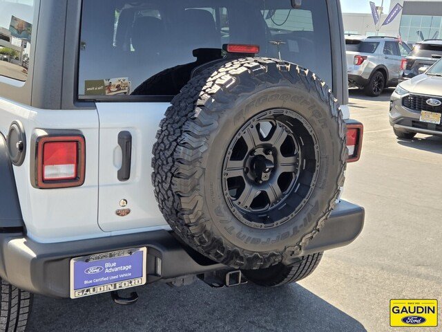 Used 2018 Jeep Wrangler Unlimited Sport S AWD/4WD image 6