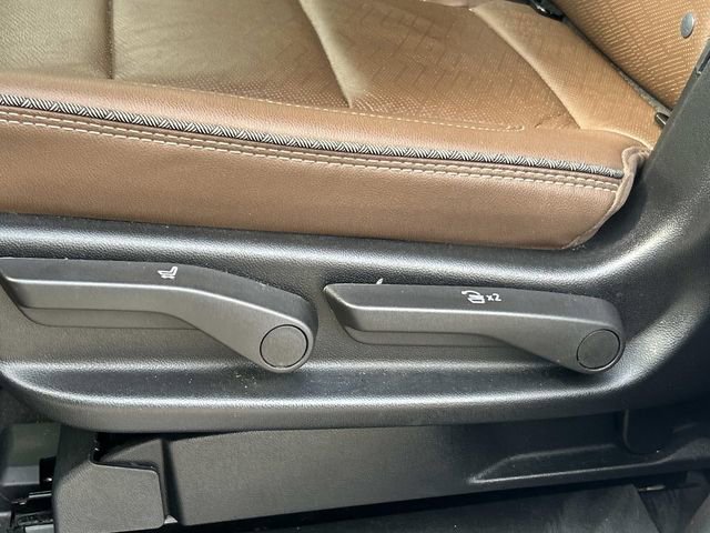 Used 2024 Chevrolet Tahoe High Country image 23