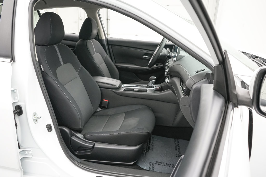 Used 2024 Nissan Sentra SV FWD image 20