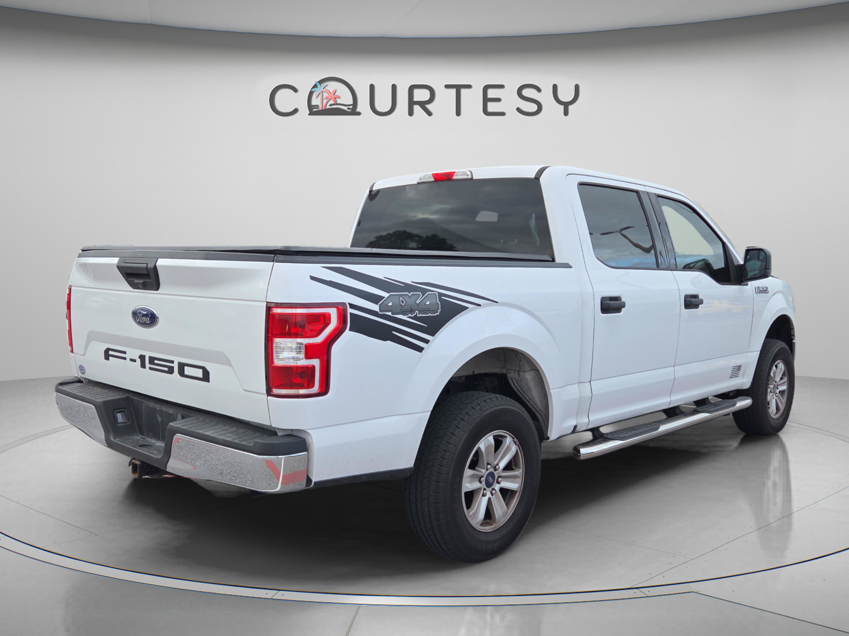 Certified 2018 Ford F150 XLT AWD/4WD image 2