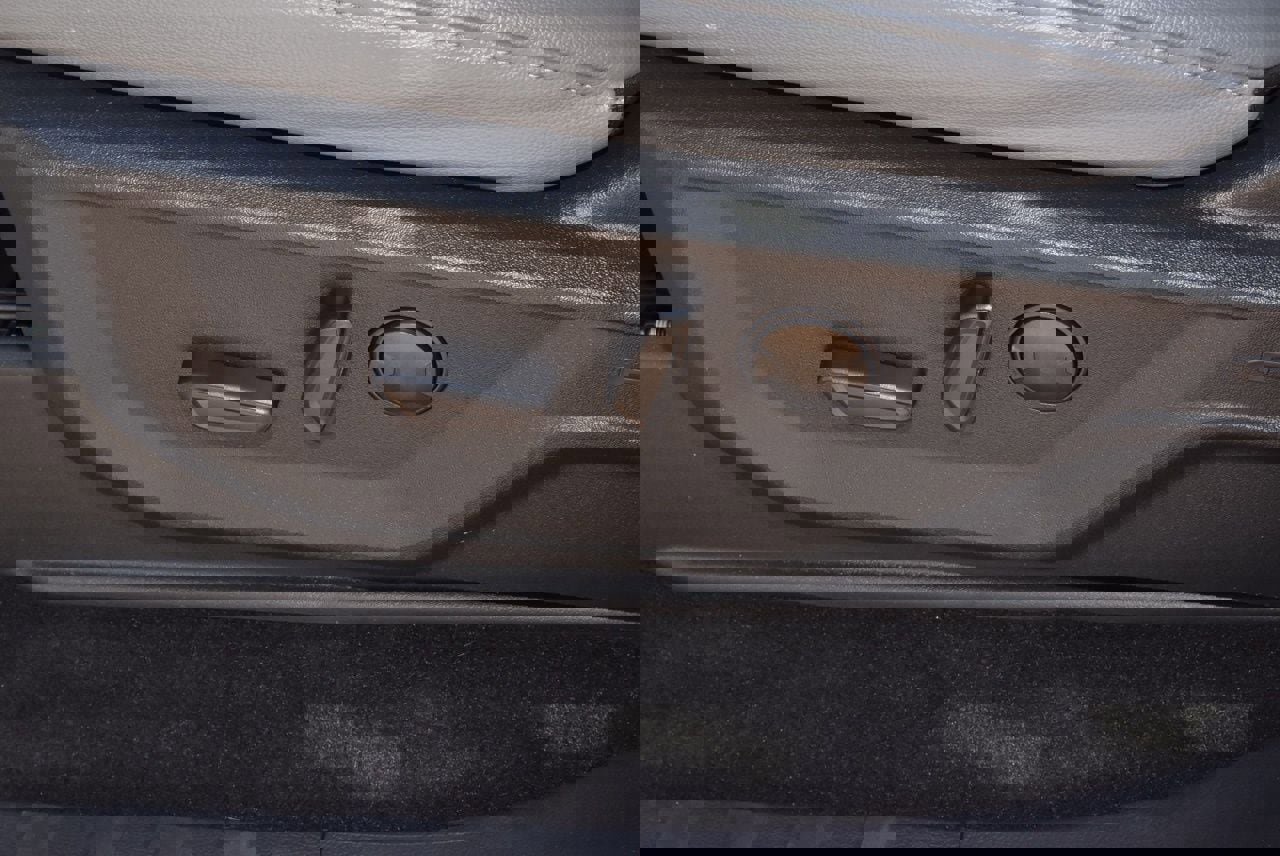 Certified 2025 Ford F150 Lightning Flash image 36