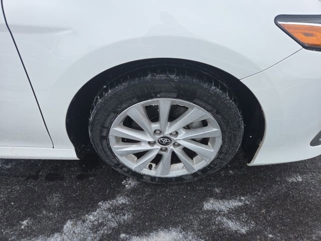 Used 2024 Toyota Camry LE image 8