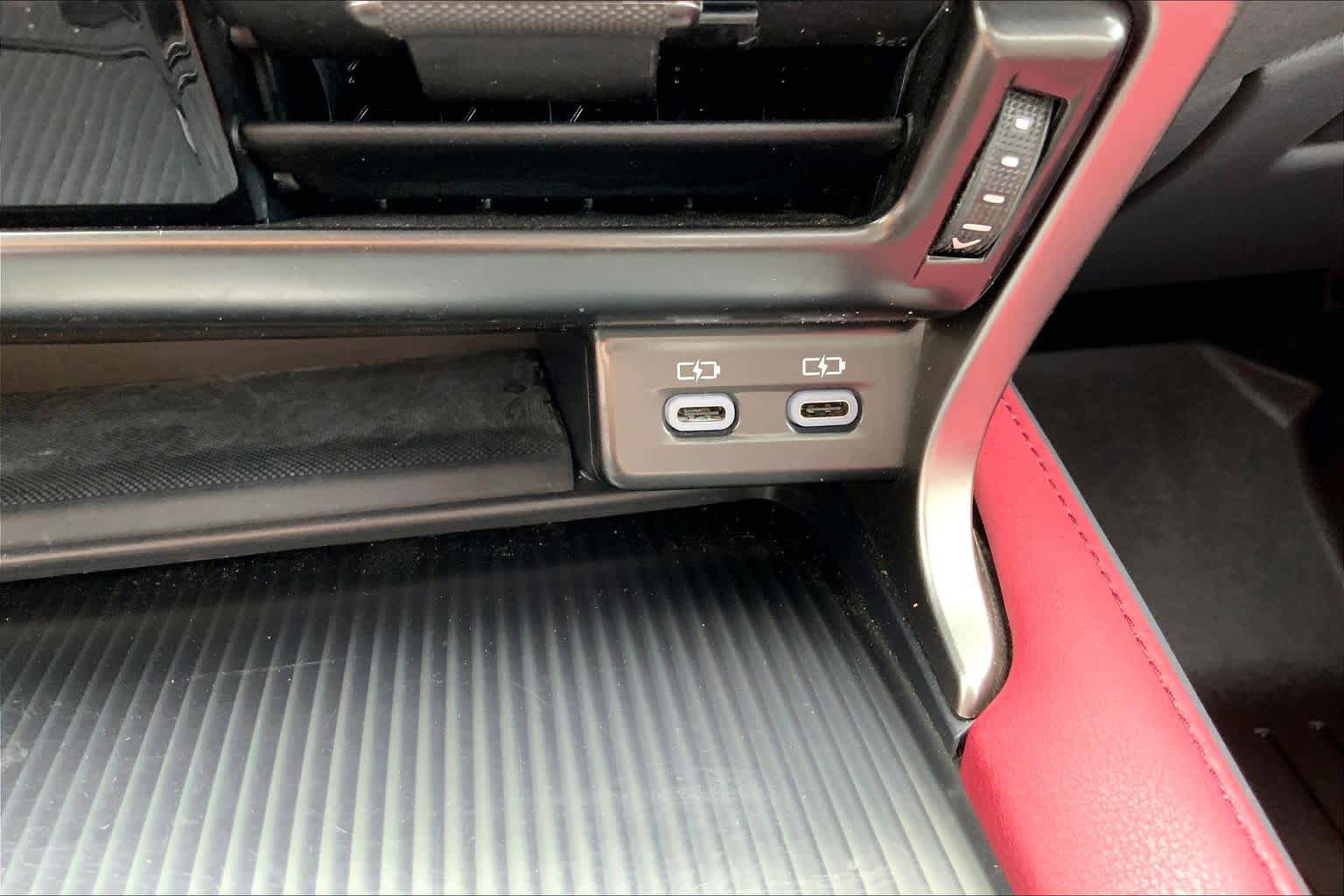 Used 2023 Lexus RX 500h F Sport w/ Accessory Package (Z1) AWD/4WD image 33