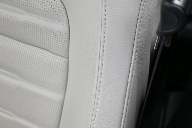 Used 2025 Honda CR-V EX-L image 16