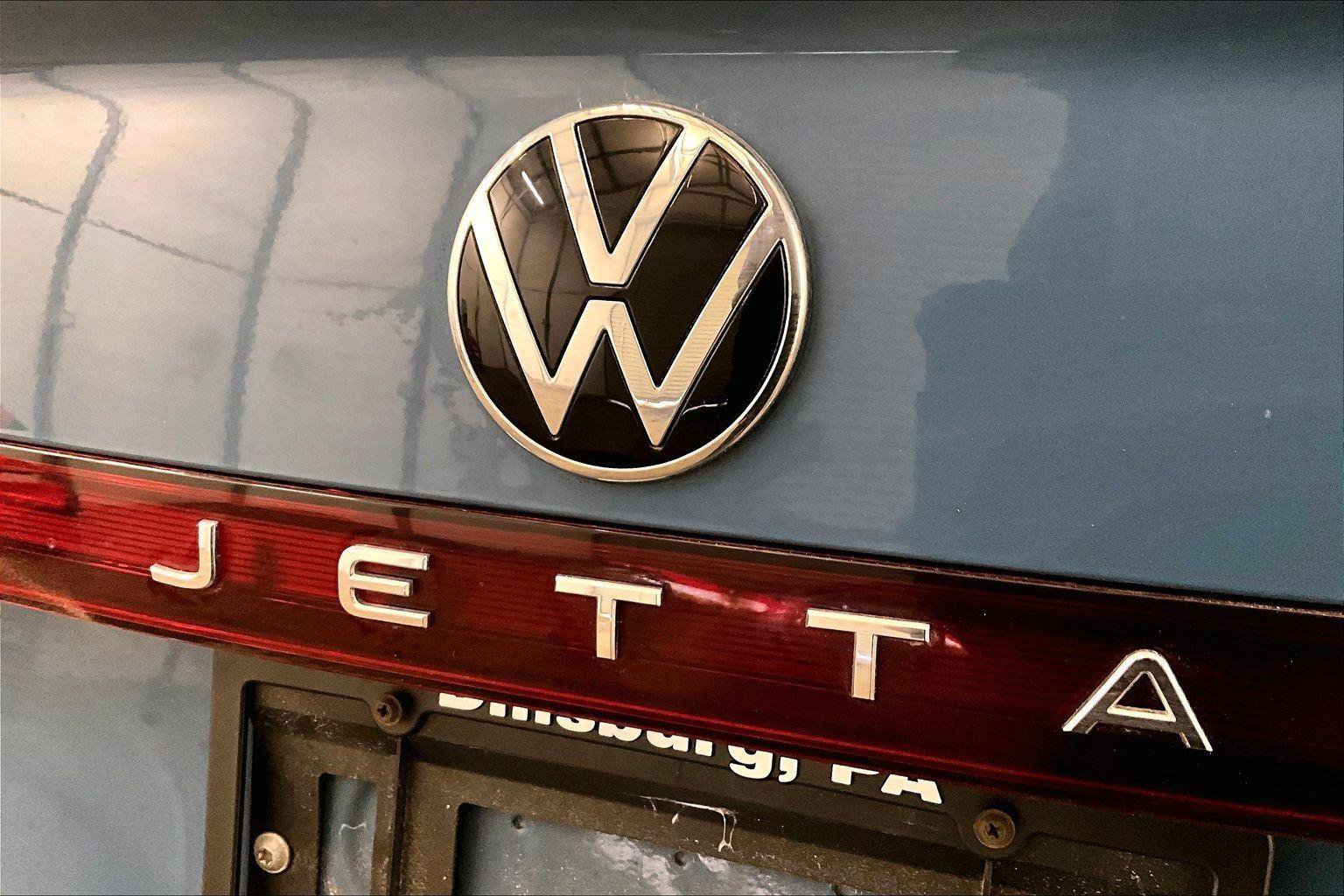 Used 2025 Volkswagen Jetta S image 13