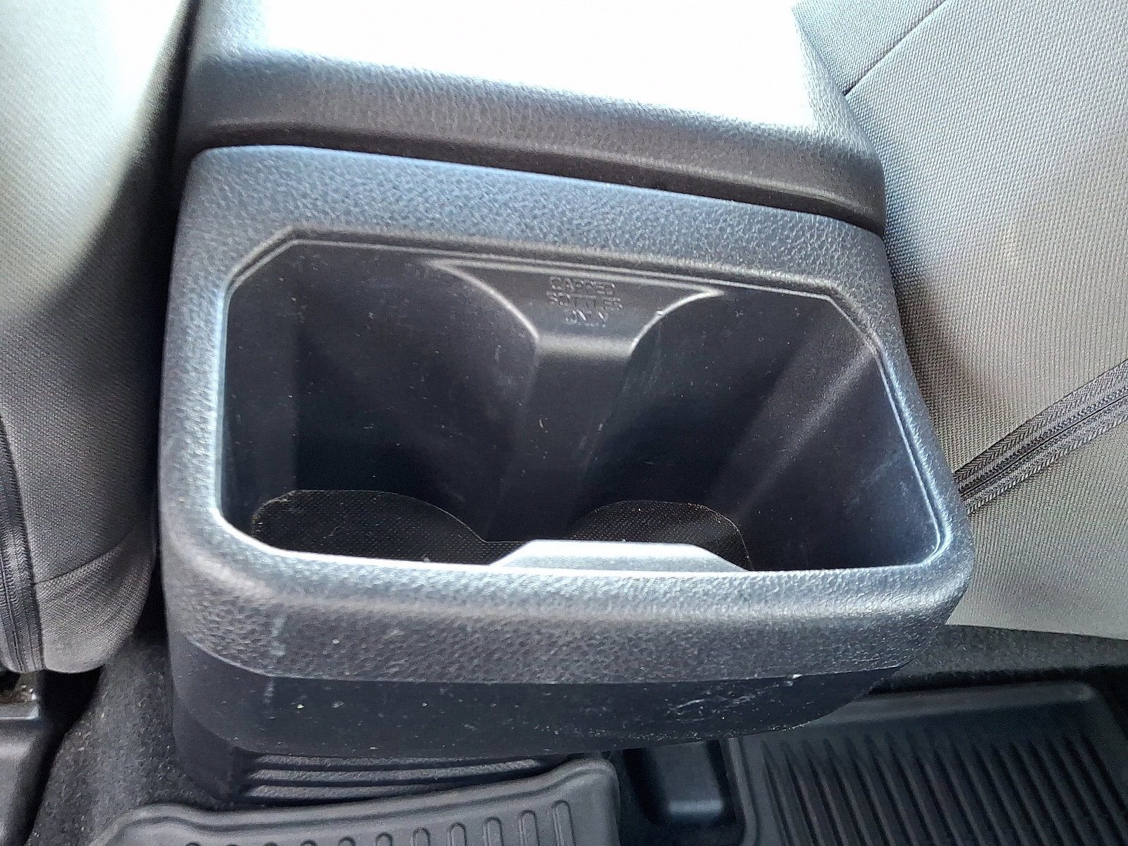 Used 2019 Toyota Tacoma SR image 13