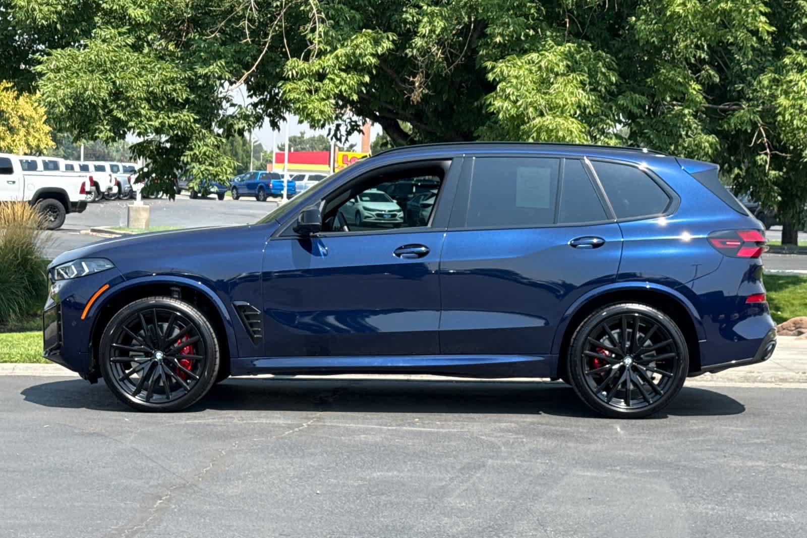 Used 2026 BMW X5 M60i AWD/4WD image 5