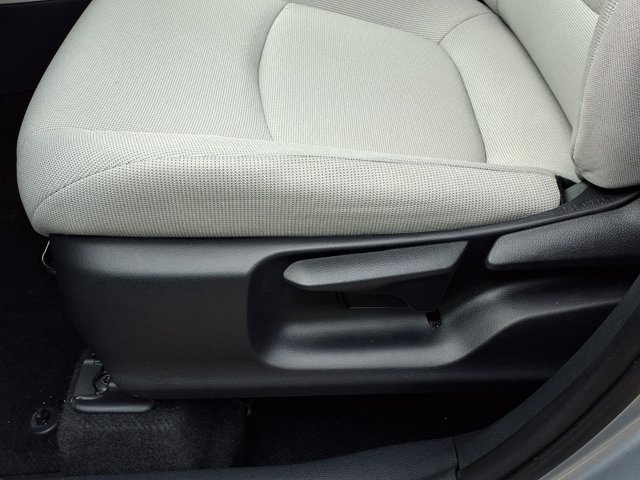 Used 2024 Toyota Corolla Cross L FWD image 4