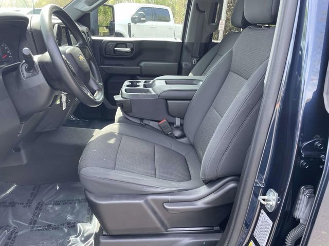 Used 2020 Chevrolet Silverado 2500 Custom w/ Custom Value Package image 11