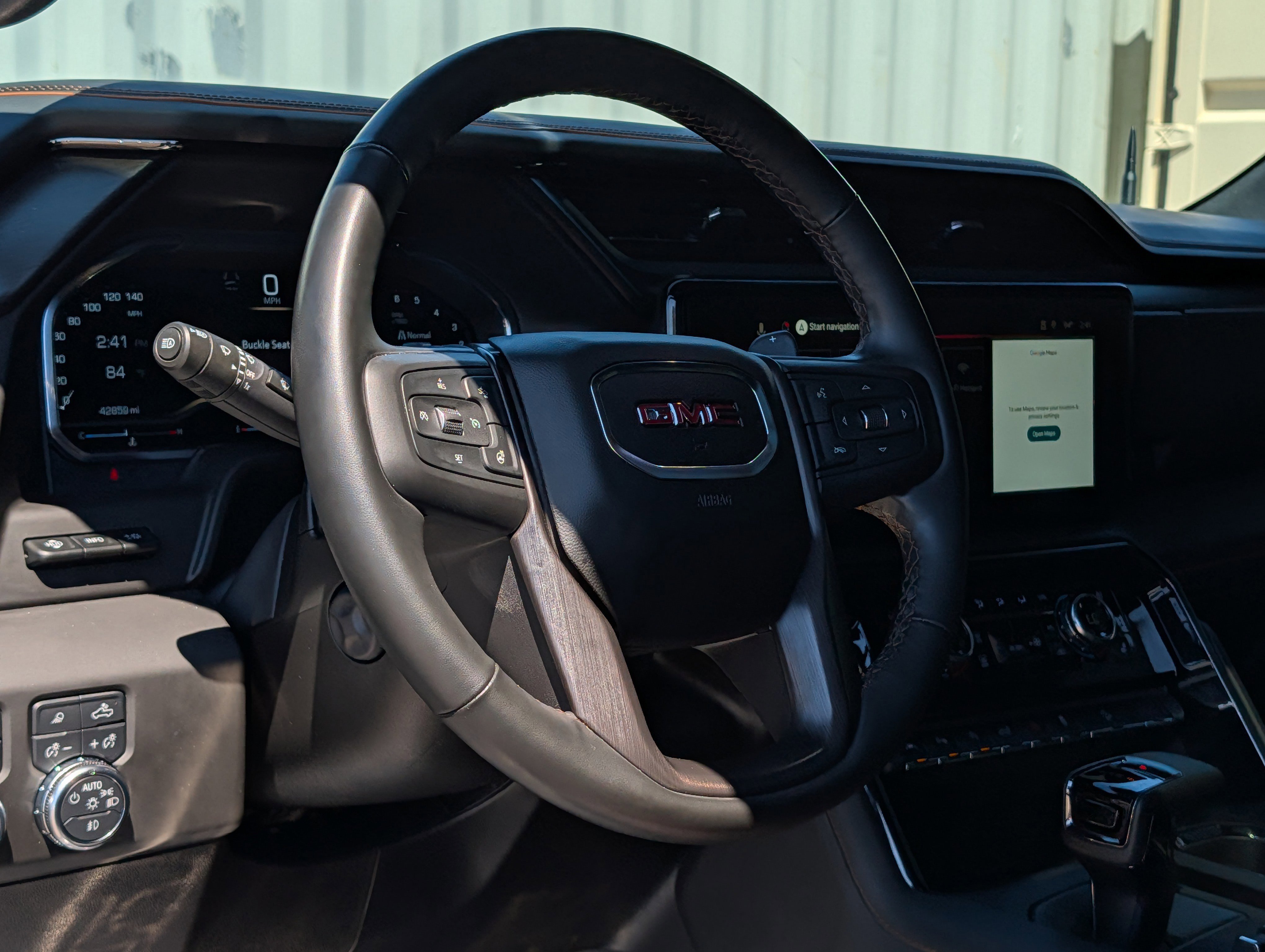 Used 2025 GMC Sierra 1500 AT4 w/ AT4 Premium Package image 32