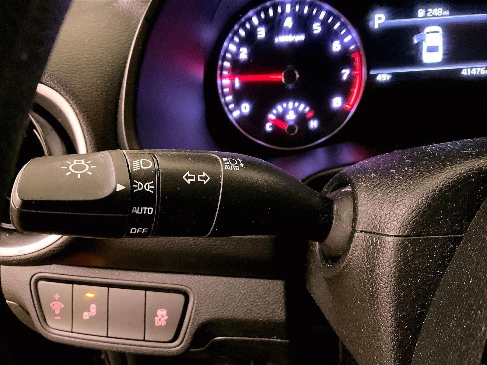 Used 2023 Kia Forte LXS w/ LXS Technology Package FWD image 30