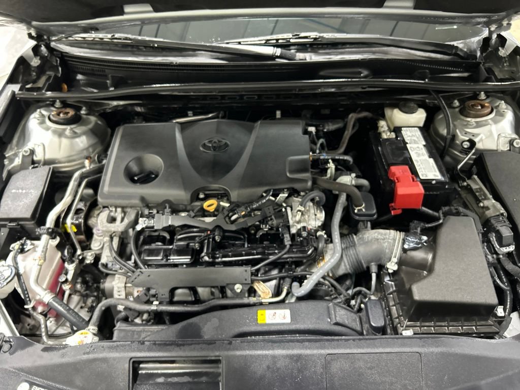 Used 2021 Toyota Camry XLE w/ Navigation Package FWD image 28