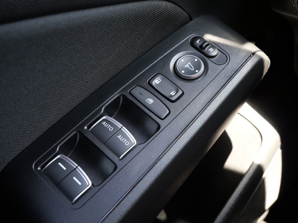 Used 2025 Honda Civic Sport image 23