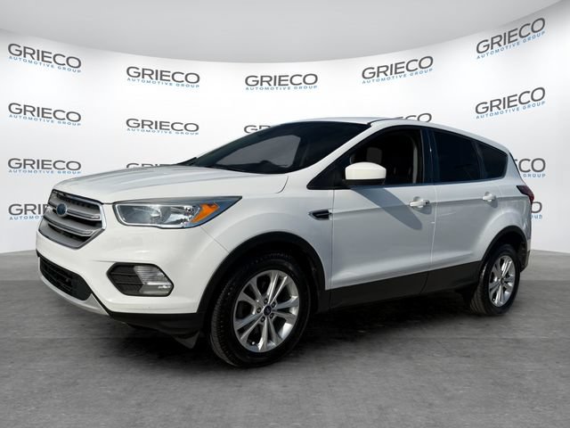 Certified 2019 Ford Escape SE FWD image 3