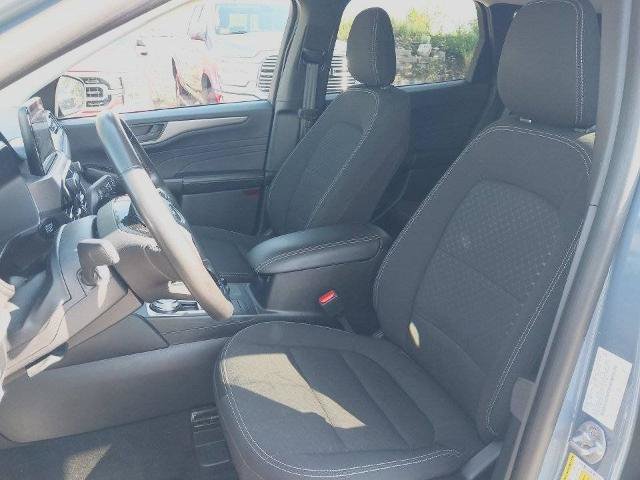 Certified 2024 Ford Escape Active AWD/4WD image 24