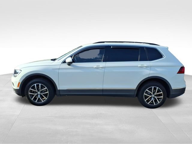 Used 2021 Volkswagen Tiguan SE w/ Panoramic Sunroof Package FWD image 7