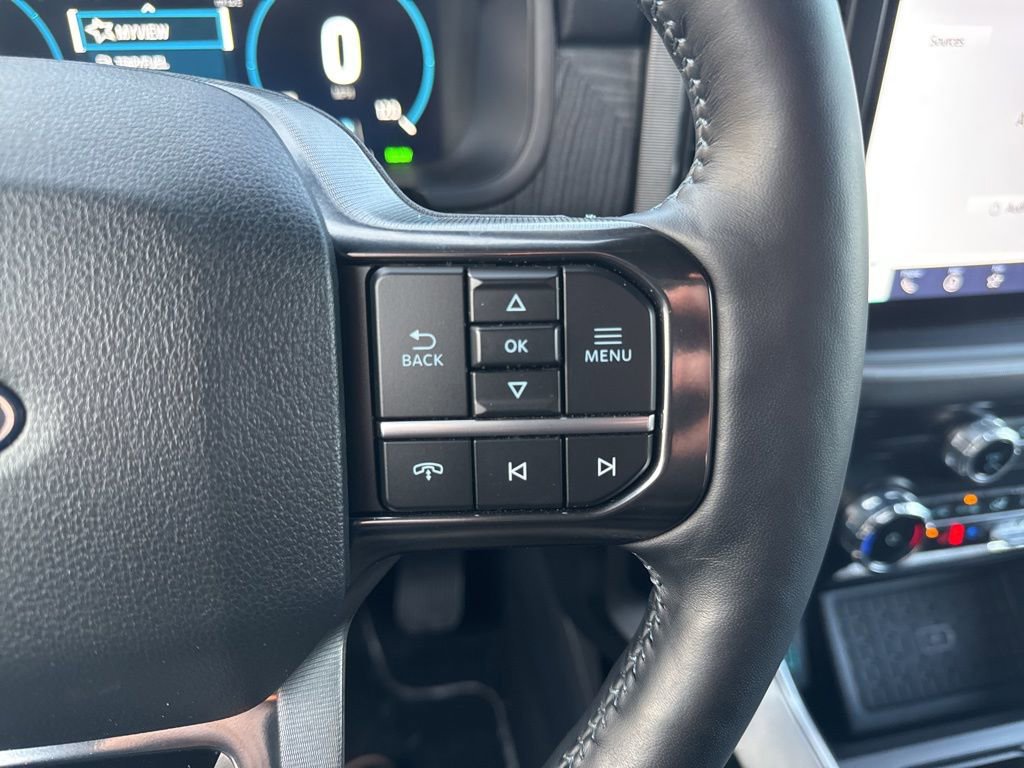 Certified 2023 Ford F150 Platinum w/ Equipment Group 701A High image 25