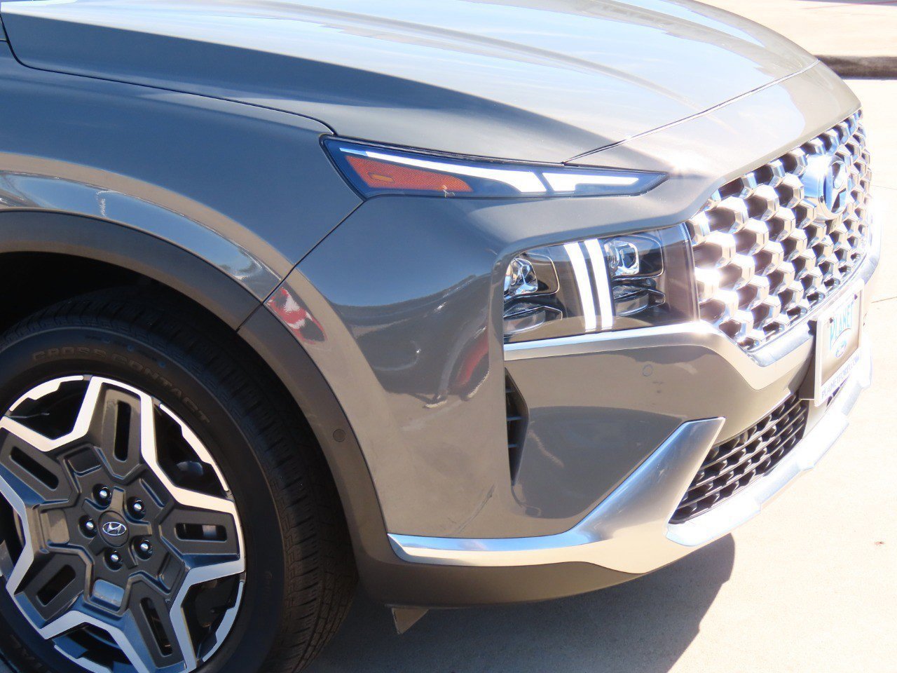 Used 2023 Hyundai Santa Fe Limited w/ Cargo Package image 11