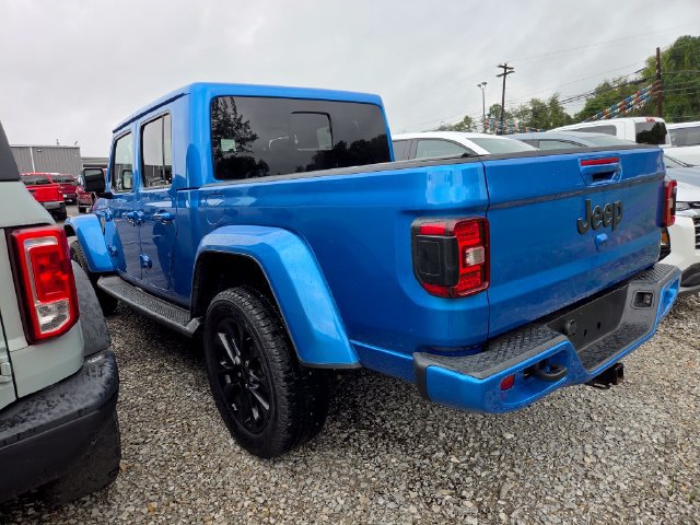 Used 2022 Jeep Gladiator Overland AWD/4WD image 4