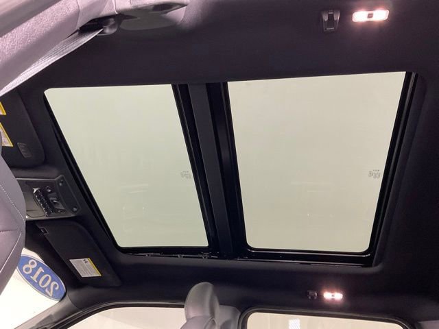 Certified 2018 Ford F150 Raptor w/ Equipment Group 802A Luxury image 17