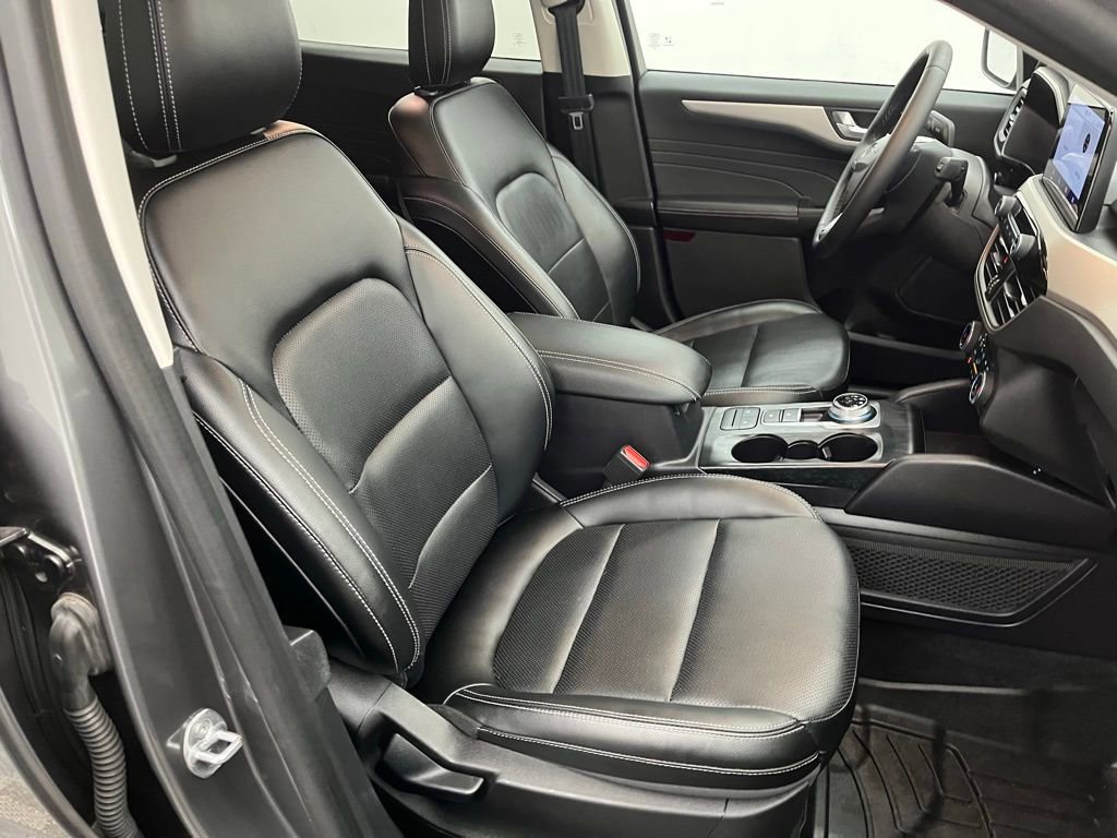 Certified 2022 Ford Escape SEL image 27