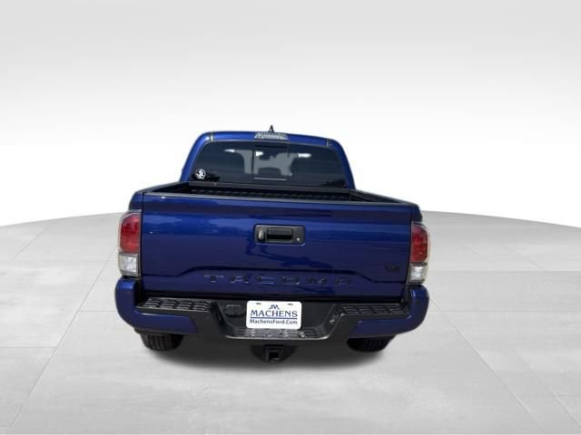 Used 2023 Toyota Tacoma TRD Off-Road w/ Technology Package AWD/4WD image 5