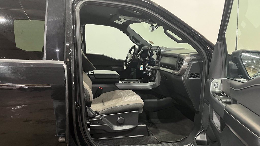Certified 2024 Ford F150 XLT w/ Mobile Office Package AWD/4WD image 15