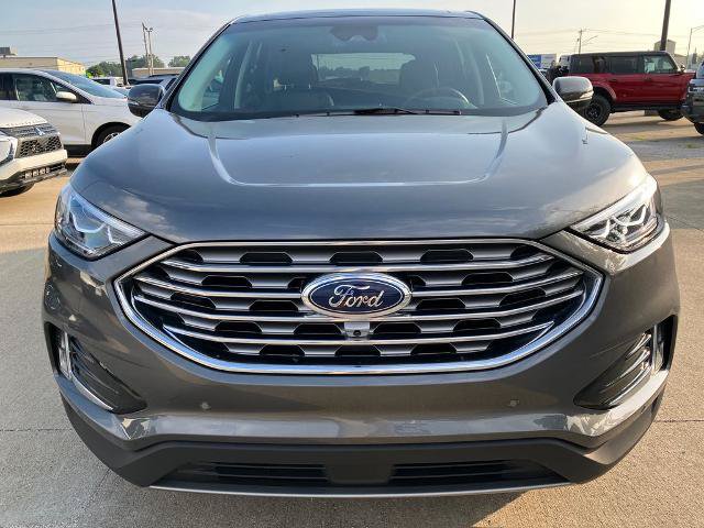 Certified 2023 Ford Edge Titanium w/ Equipment Group 301A AWD/4WD image 9
