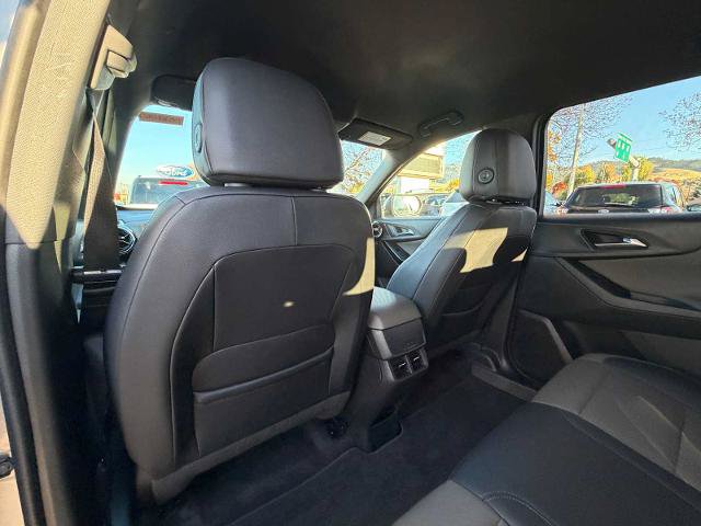 Used 2025 Chevrolet Equinox LT w/ Convenience Package II AWD/4WD image 24