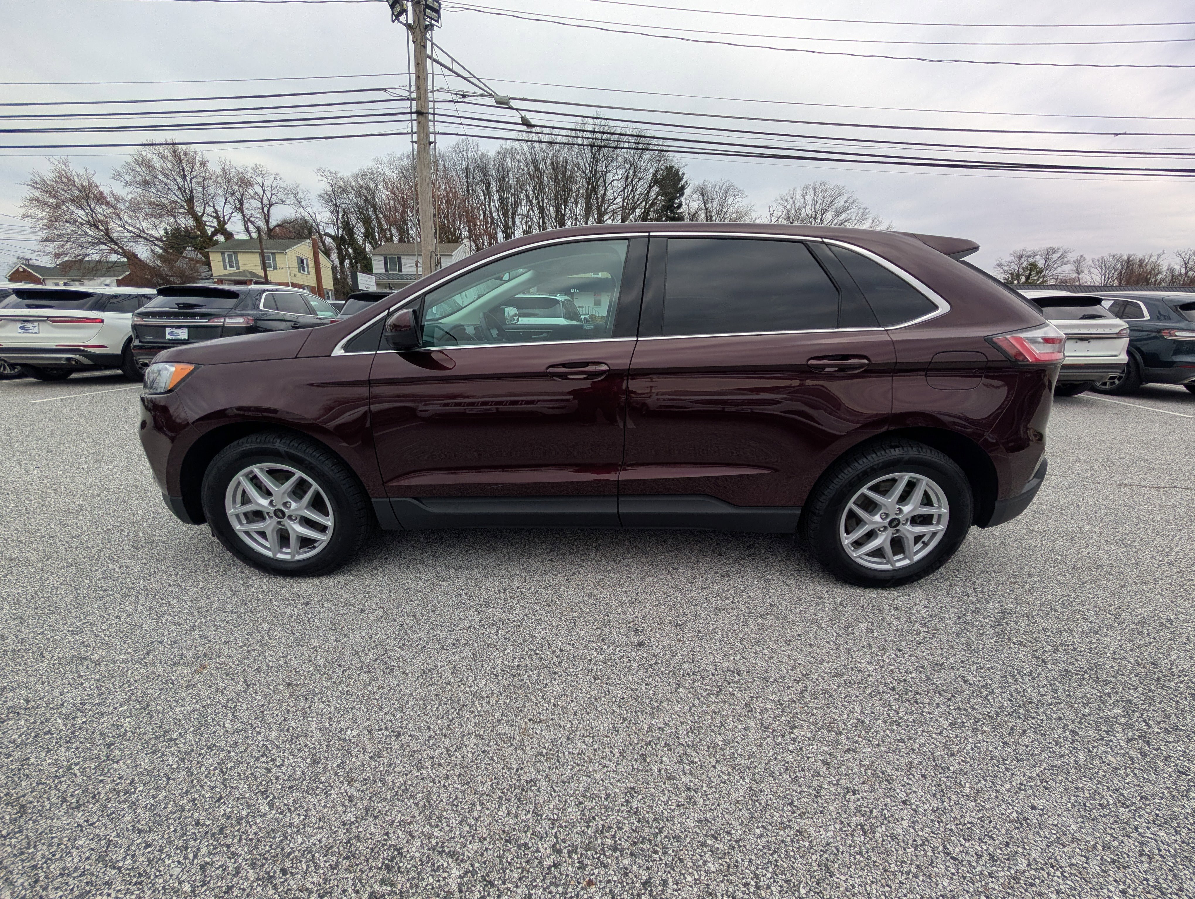 Certified 2024 Ford Edge SEL image 3