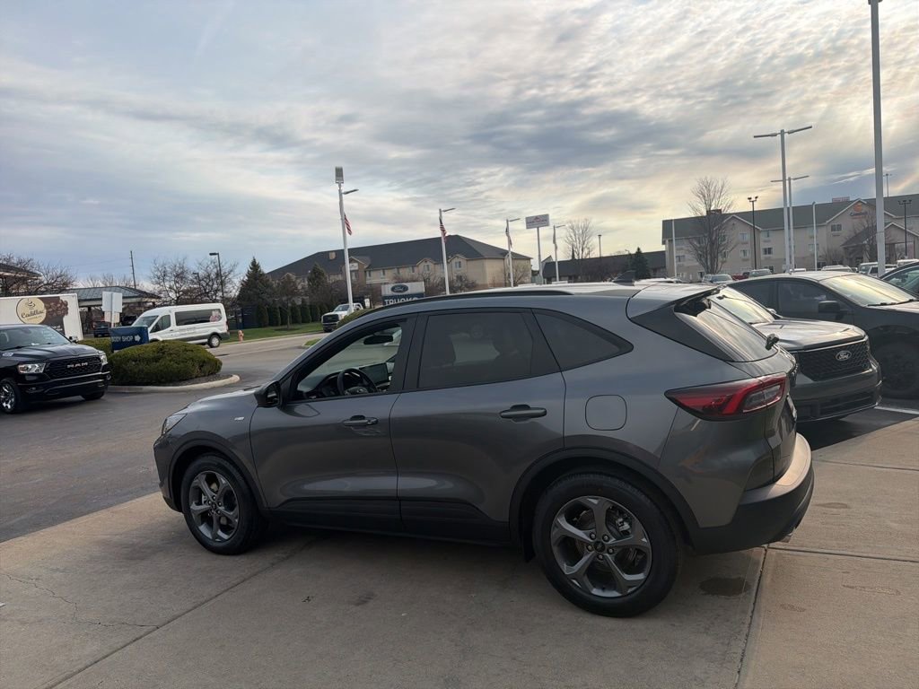 Certified 2026 Ford Escape ST-Line w/ Tech Pack #1 image 15