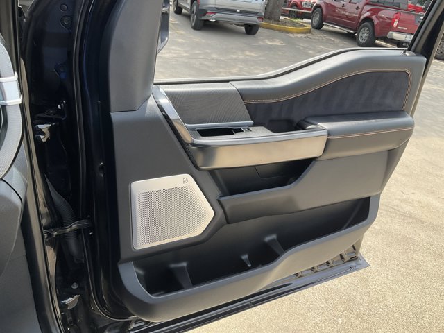 Certified 2024 Ford F350 Platinum w/ FX4 Off-Road Package AWD/4WD image 26