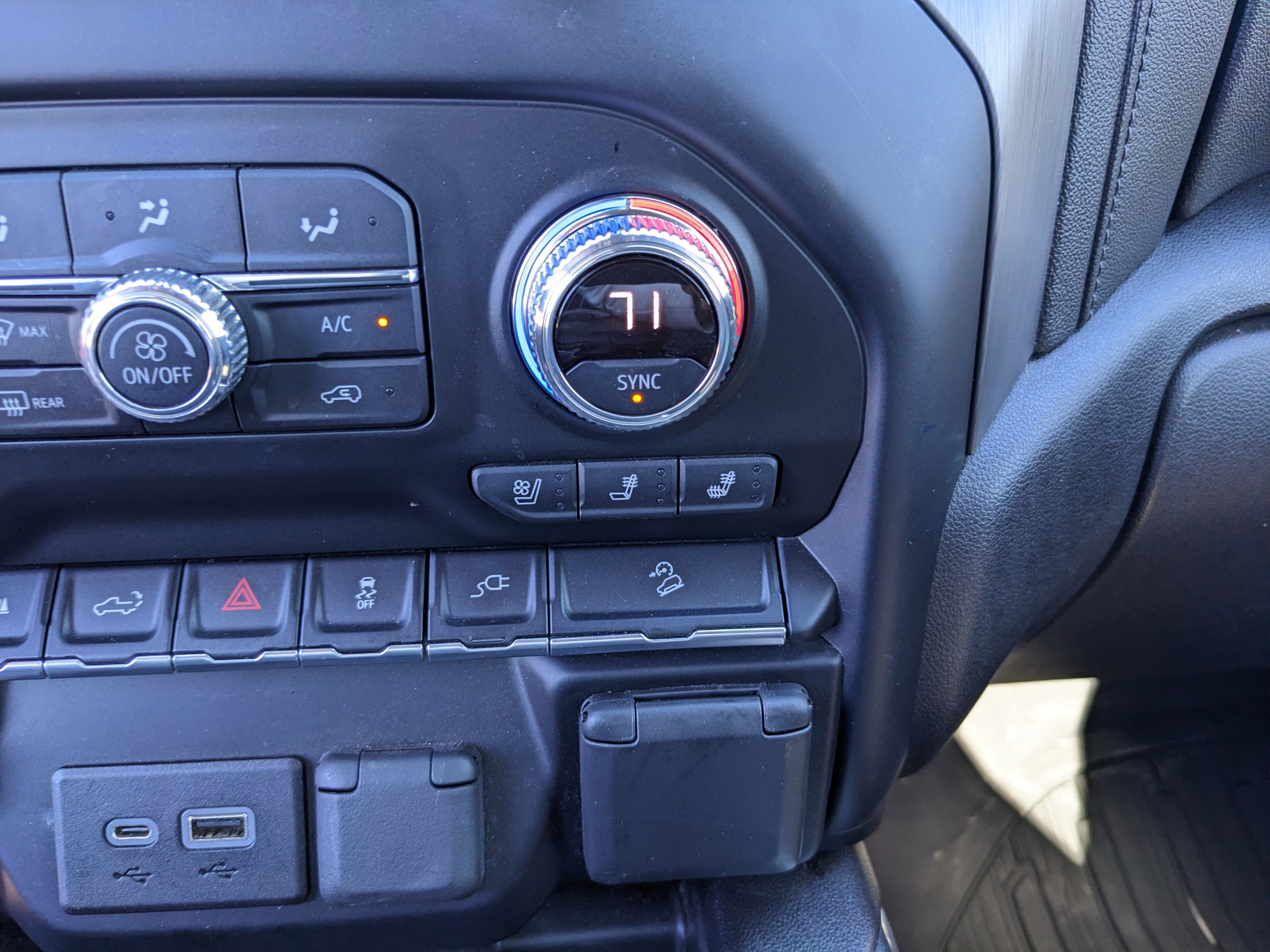 Used 2022 GMC Sierra 2500 Denali w/ Denali Ultimate Package image 26