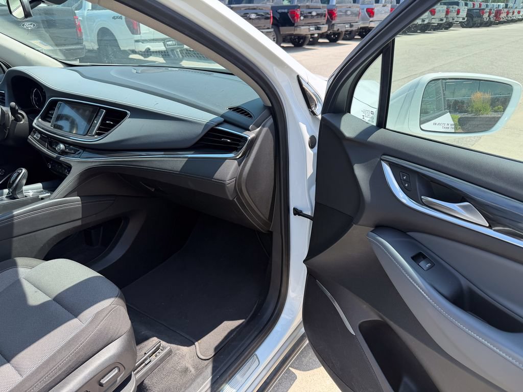 Used 2020 Buick Enclave Preferred FWD image 20
