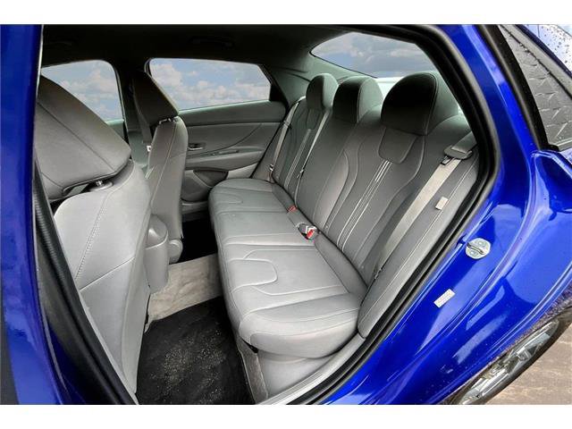 Used 2024 Hyundai Elantra Blue FWD image 24