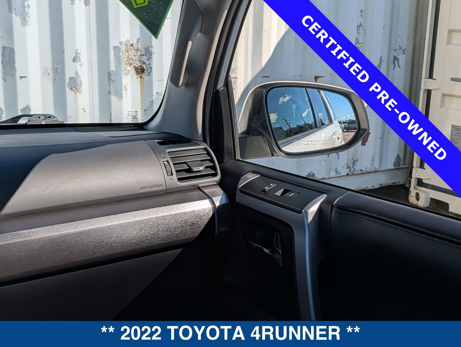 Used 2022 Toyota 4Runner SR5 Premium w/ Moonroof Package RWD image 18