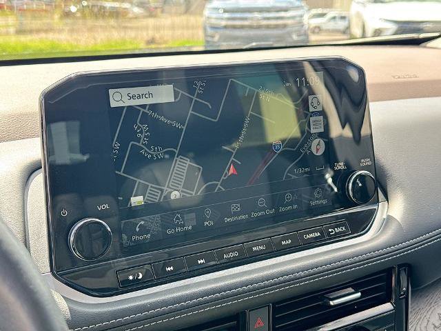 Used 2023 Nissan Rogue Platinum w/ Platinum Premium Package AWD/4WD image 11