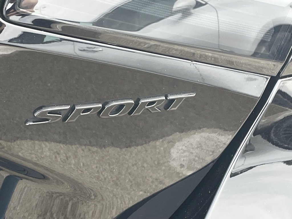 Used 2023 Honda Civic Sport image 18
