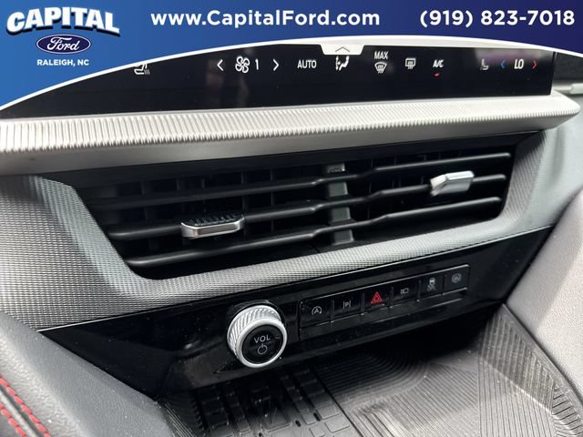 Certified 2025 Ford Explorer ST-Line w/ Premium Package RWD image 29