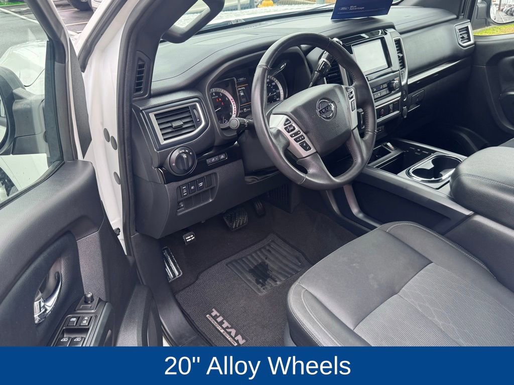 Used 2019 Nissan Titan SV w/ SV Convenience Package image 9