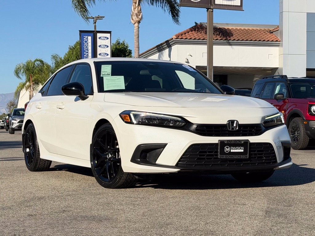 Used 2022 Honda Civic Sport image 2